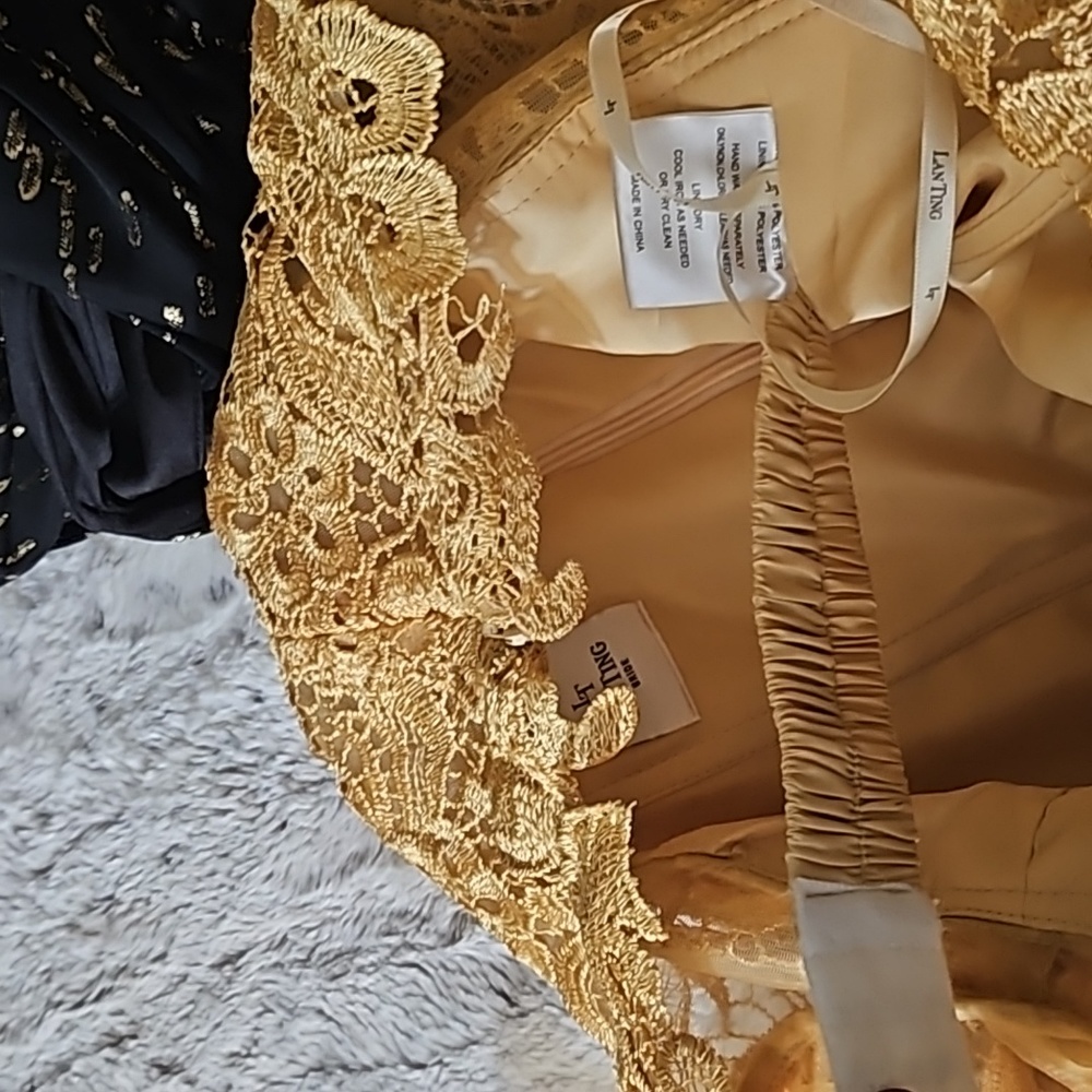 Dress - Picture 10 of 16